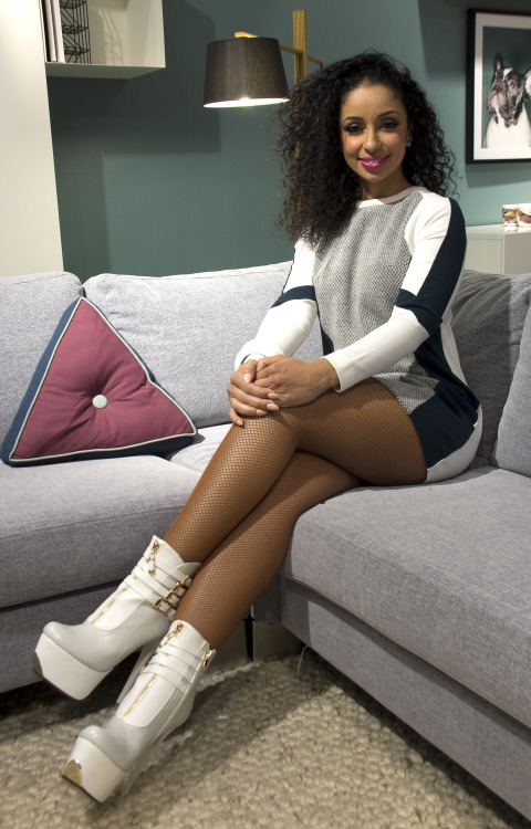 ladiesofhollywood:  MYA 