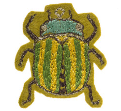 geckomouth:  Embroidered beetle brooch from