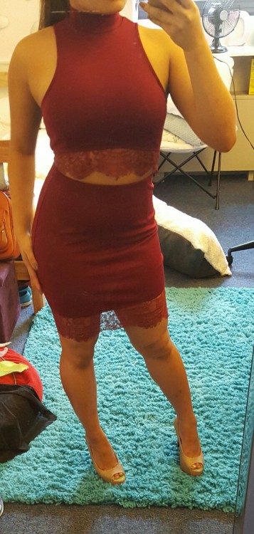 671pussycream: crazybitchontop:Tryna figure out what dress to wear to my semi. Thoughts? Burgundy or