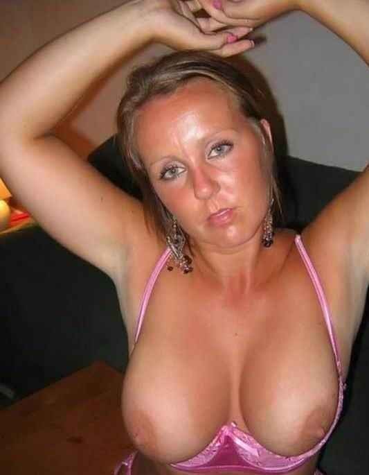 milf-amateur:  http://milf-amateur.tumblr.com/ 