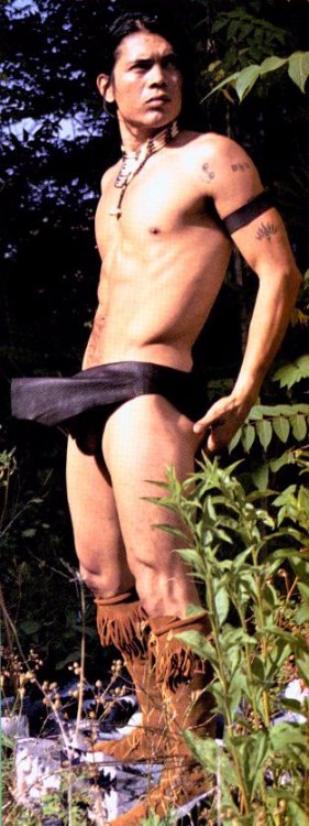 tribalmalebeauty:  this man is so very beautiful and so very naked in a lot of my pics of him :p I love all the peaks he gives us :D  Handsome and frankly would love to be sitting on his lap - WOOF