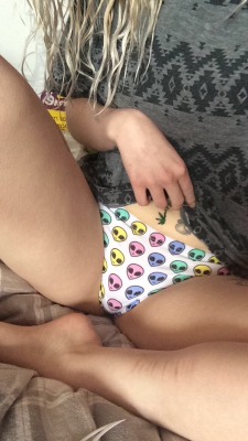 charrface:  And awesome undies of the day