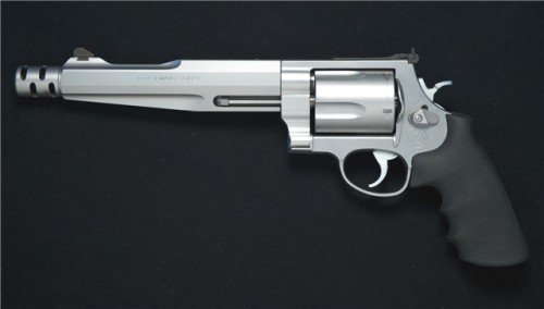 gunrunnerhell:  Smith & Wesson Performance Center 500 A factory tuned and customized version of the infamous S&W 500. A capacity of 5 rounds, this model has 7.5” long barrel, but the 10.5” long barrel is also available. This is somewhat of