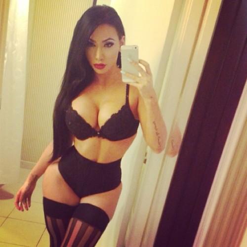 Asian Girls & Butts