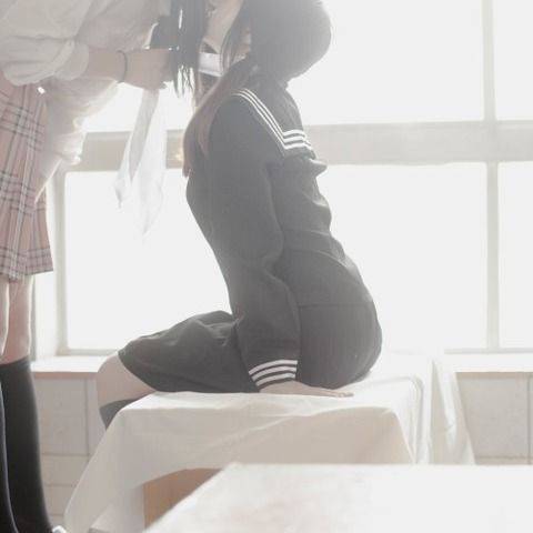 girlimg student