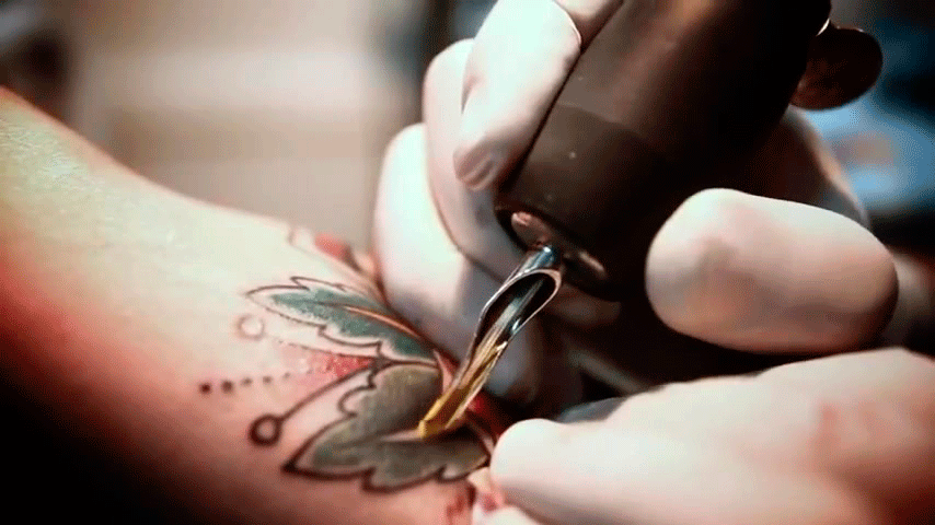 huffingtonpost:  Everybody Has A Tattoo, But Nobody Talks About The Side Effects