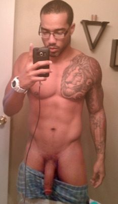 black-dicks-r-us:HORNY FOR BLACK DICK? There