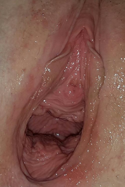 Porn photo sluttycuck:  Does it look better before or