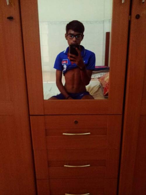 bothforfun: mkm2016: 2222sexlove: ខ្មែរយើងនឹង Want him ក្តធំណាស់