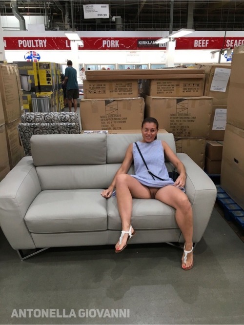 antonella-giovanni-xxx-pics: Antonella Giovanni and naughty Costco Warehouse shoppers