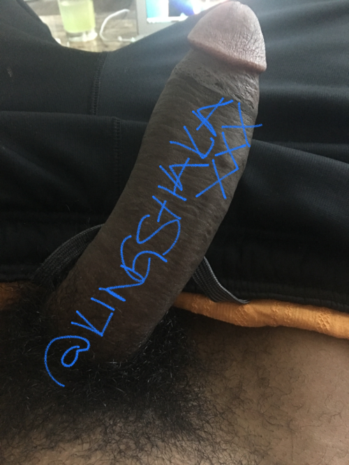 badboynodiddy: Some #bigblackdick to get you through the day. #wangwednesday #dickgang #teamzulu