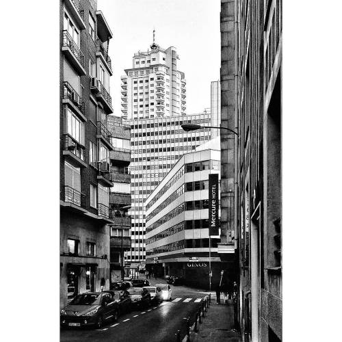 #madrid #places #lugares #edificios #autumn #otoño #arquitectura #architecture (en Madrid, Sp