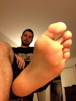 scruffyfeet:  Here’s another one of myself. Enjoy.  I&rsquo;d worship the hell outta these