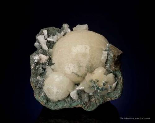 Vanilla ice cream, mineral styleOne of the large family of minerals known as zeolites, like the rest
