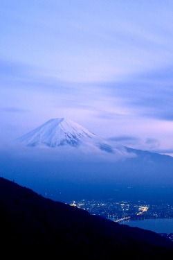 skyvvard:  Mt. Fuji #2 -Film | by nipomen2