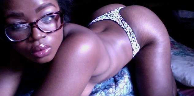 theiridesque:  WHO THE FUCK KEEPS DELETING MY CAPTIONS? ASSHOLES. 
