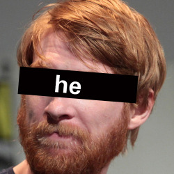 gracebeereblogs:  jedihighcouncil: no one hates hux as much as domhnall gleeson Ordinary actors: You know, I understand this character is a villain, but I just tried to see where they were coming from and find a way to empathize with them. Everyone is