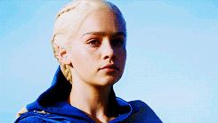 fnnickodeir:  You’re a Targaryen, you’re the mother of dragons. I need to be