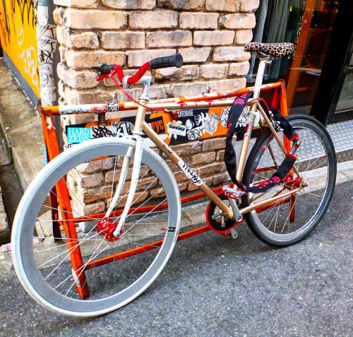 ulixtreme:  kinkicycle: #stickerbombed #fixie Horie, Osaka, Japan. #cycling… kinkicycle: #stickerbom