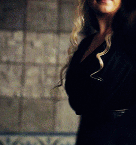 Daenerys’ Costumes Appreciation - 6x09, 6x10