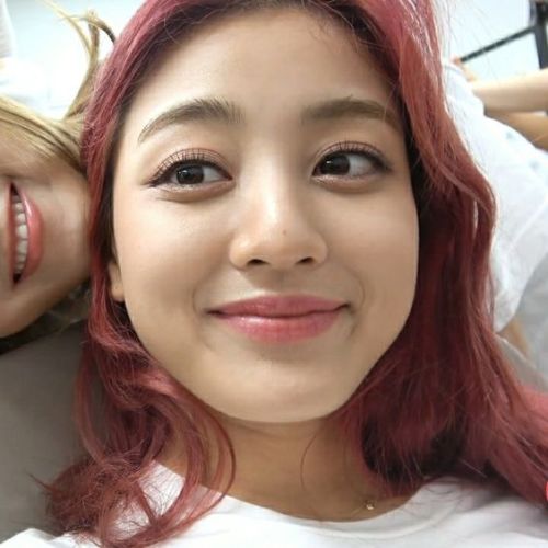 jihyo icons like or reblog if u save !