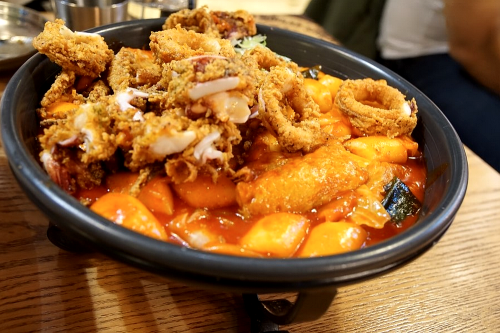 오징어 떡볶이 Squid Ddukbokki @ Travel AND COOK, South Korea