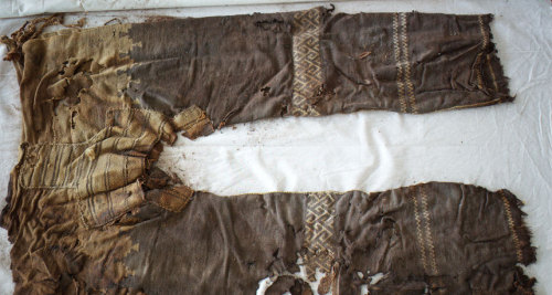 XXX coolartefact:  3000 year old trousers. The photo