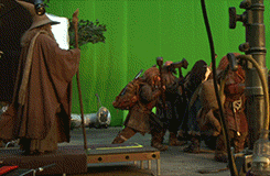 sassy-satan666:  karmaplus:  Obviously, if I had worked on the hobbit films this is the job I wanted to do  who don’t wanna be pretend-horse  excuse you  