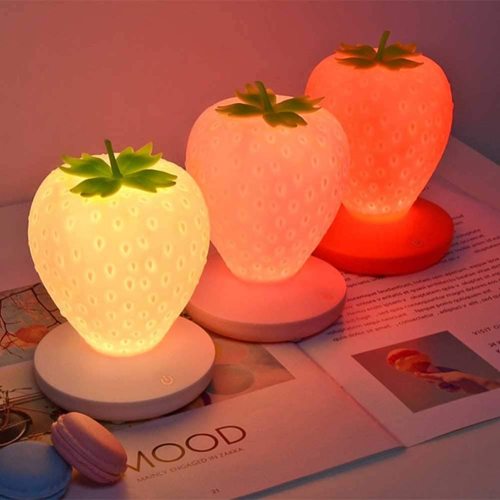 peachblushparlour:Strawberry Lamp