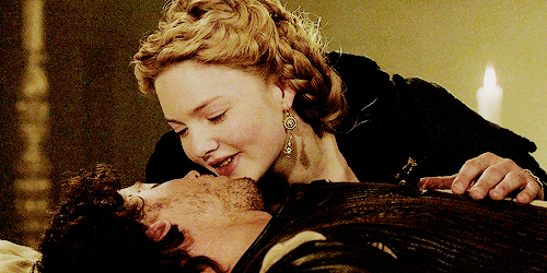 sorenkingsley:Cesare/Lucrezia + Eskimo kisses