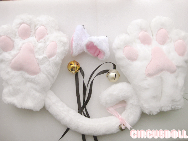 pastel-cutie:  Full Cat Accessories Set ♥ You can use the code “pastelcutie”