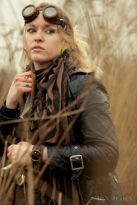 steampunk-hotties:  Casual steampunk  Mo