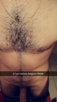 gaysnapchatnames:  Curious 21 yo fit guy