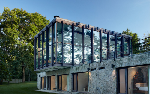 wsjhouseoftheday:   Modernist House by Philip Johnson Lists for พ Million Price: พ MillionPhotos: MICHAEL BIONDO   Shit. You’d have to have พ million left after buying it just to be able to afford cooling that thing in the summer and heating