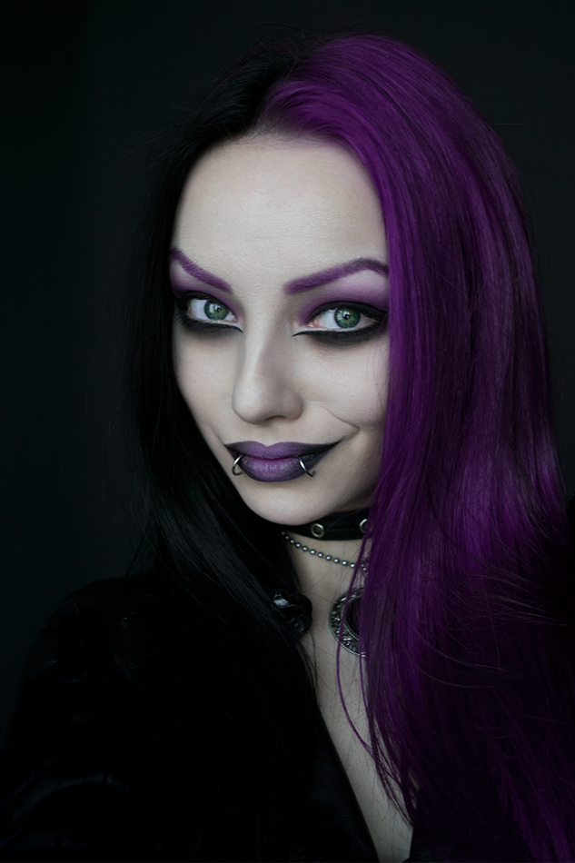 Model/MUA: Darya Goncharova Welcome to Gothic and... - Gothic and Amazing