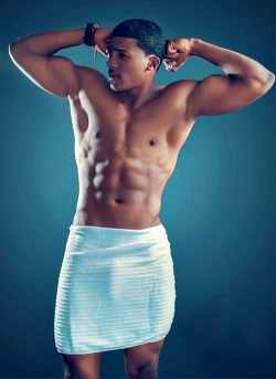 chulosspot:  Damn Baby, Drop That Towel!