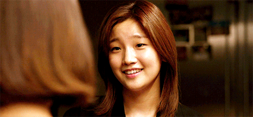 fyeahmovies:Jessica, only child, from Illinois, Chicago. I’m a classmate of your cousin.Park So-dam 