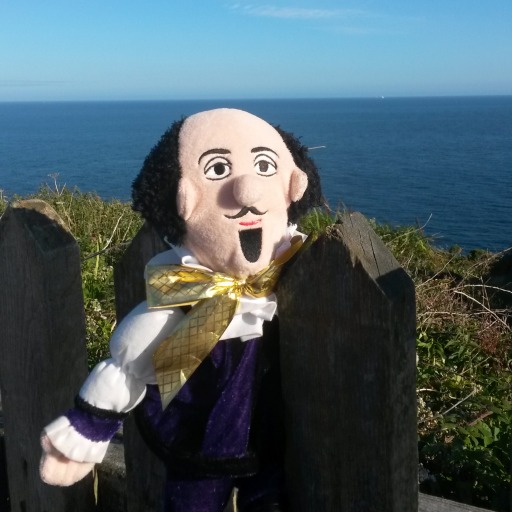fyeahshakespeare: janeeyreofmanderley: A Macbeth version where one of the witches