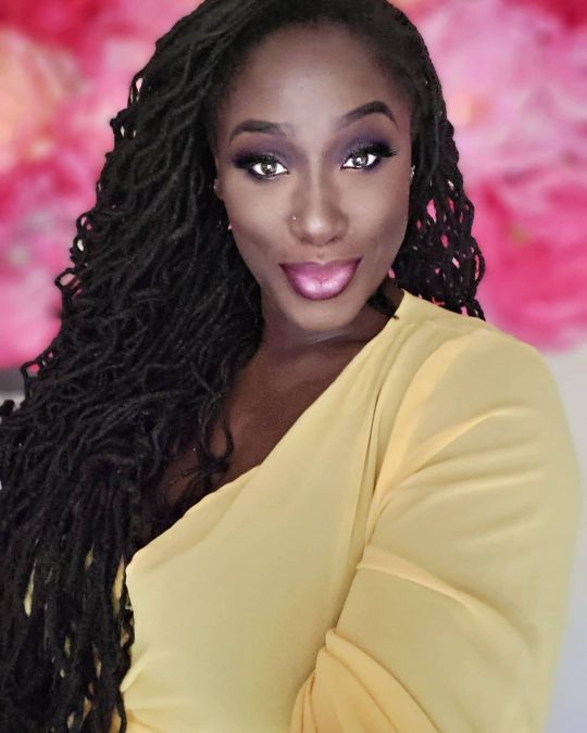 BEHOLD THE WONDEROUS BEAUTY THAT IS BLACK WOMEN WITH LOCS! THEY ARE GOD’S GIFT