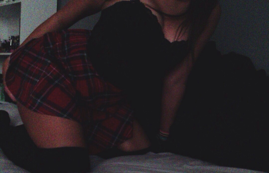 ntg-kort:  findingmyinnerrati:  Such shitty quality. Sorry. Happy Halloween though!