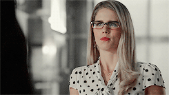 felicysmoak:  Felicity Smoak. M.I.T. Class of ’09. 