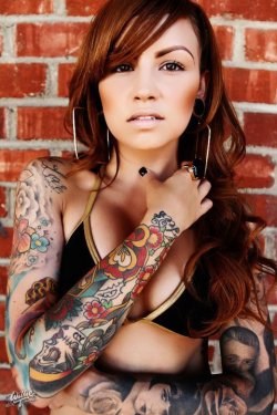 igotinked:  Tattoos for Girls | More tattoos