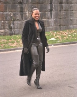 myleatherfetish:  Leather walking 