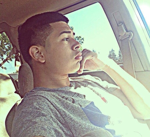 ayyniggaathough:  j559h also Get his ;)