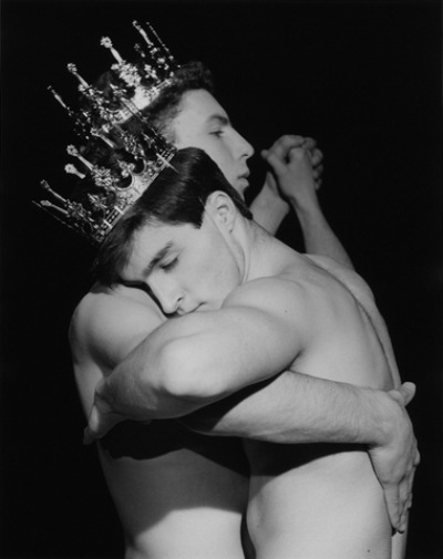 2gothic:Two Men Dancing by Robert Mapplethorpe, 1984