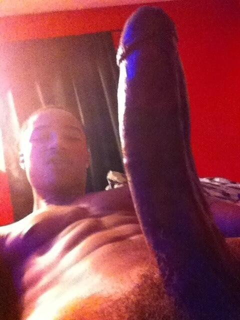 dominicanblackboy:  Hotboy big dick from below!😍