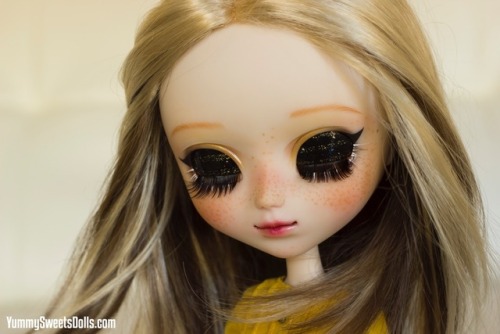 Honey Tuile by Yummy Sweets Dolls