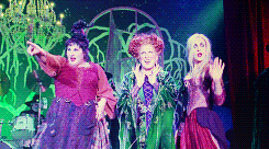 atzulastorm:  Why, why, why was I cursed with such idiot sisters!? 