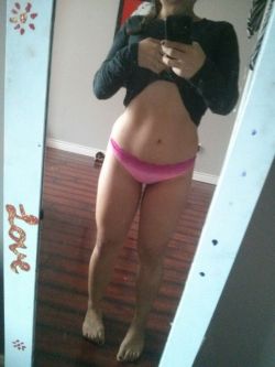 highnympho:  Play with my body