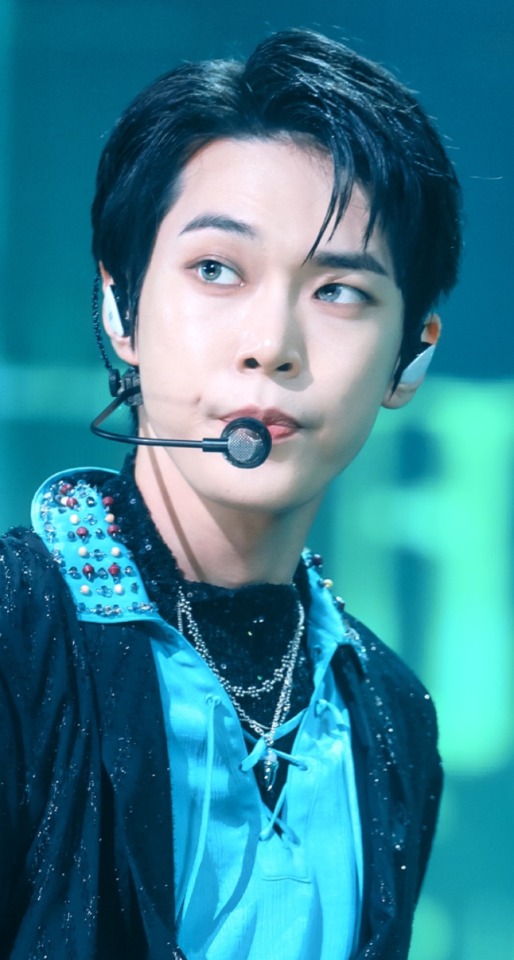 ~Doyoung Lockscreens~